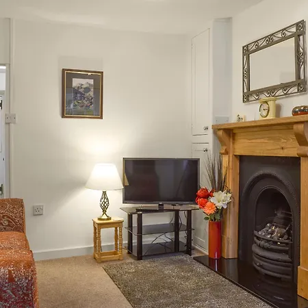 Laal Yan Tatil Evi *